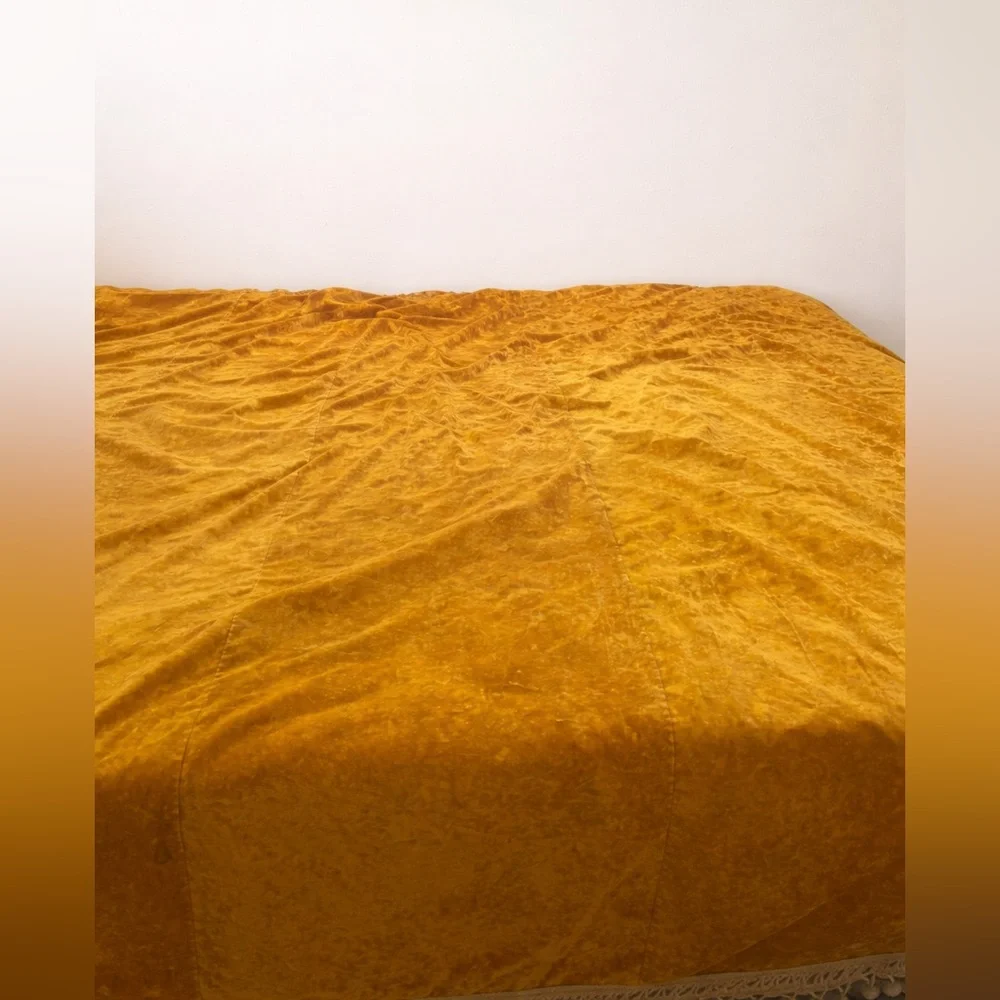 Vintage 1970s Gold Crushed Velvet Fringed Bedspread | Boho Glam | Twin Full